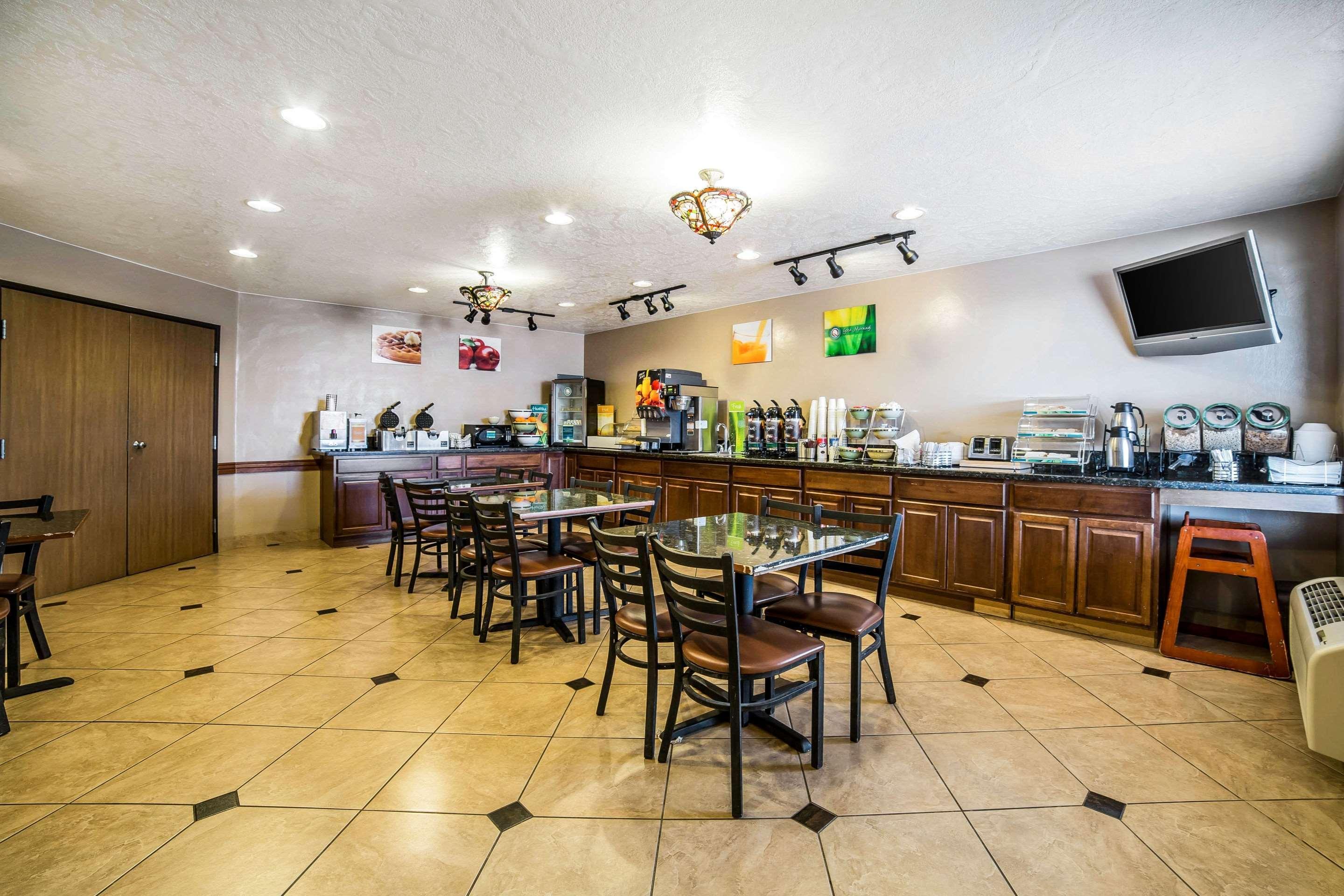 Quality Inn Zion Park Area Hurricane Bagian luar foto