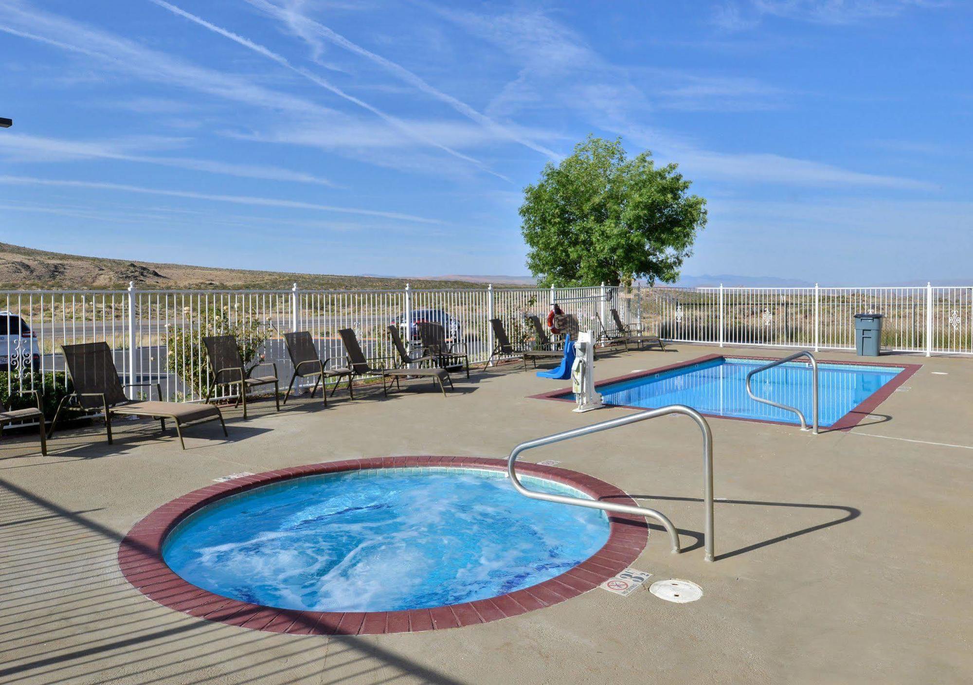Quality Inn Zion Park Area Hurricane Bagian luar foto